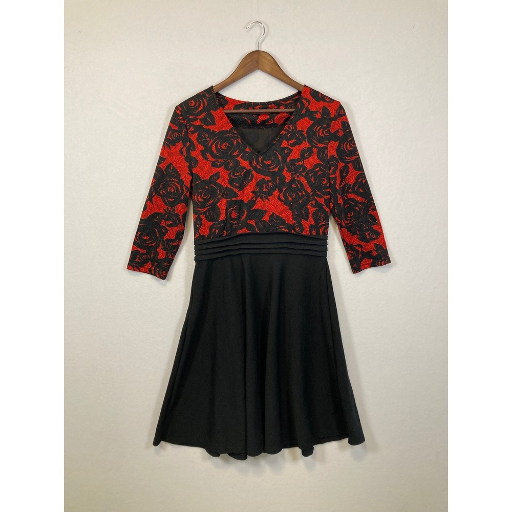 Homeyee Womens Red‎ Black Rose Floral V-Neck Fit and Flare Dress Size 8